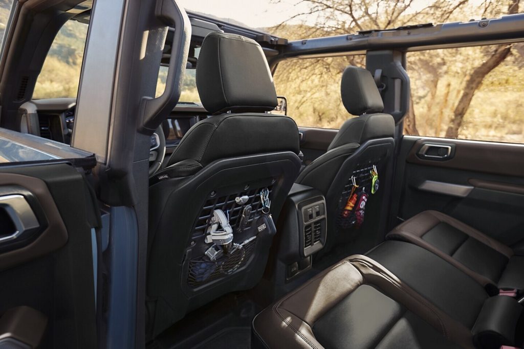 Spacious and modern 2025 Ford Bronco interior